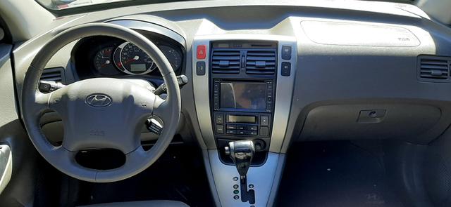 Hyundai Tucson v6 2.0 aut - Foto 6