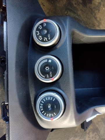 Moldura Central Com Comando Ar Mitsubishi Outlander 2.0 2012 - Foto 5