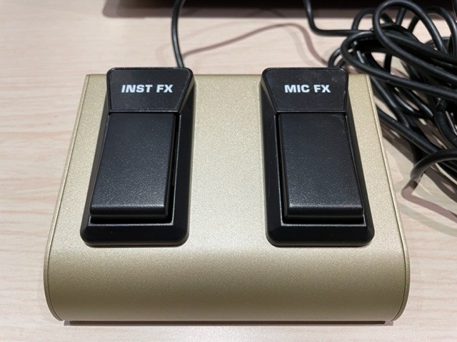 Amplificador Behringer Ultracoustic ACX 900 - Instrumentos