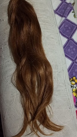 CABELO LOIRO HUMANO.