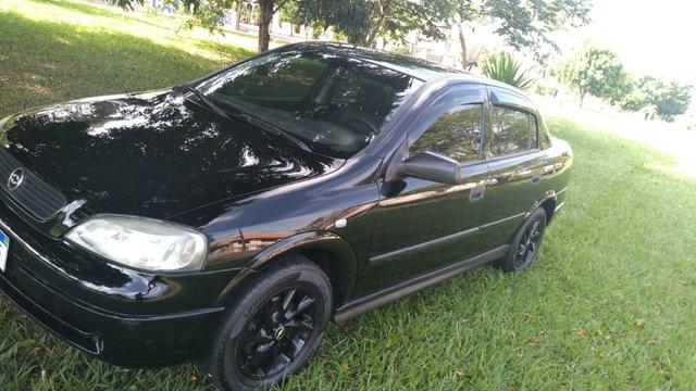 Gm - Chevrolet Astra Astra 2001, 4 portas, completo