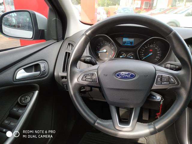Ford Focus Sedan - Foto 8
