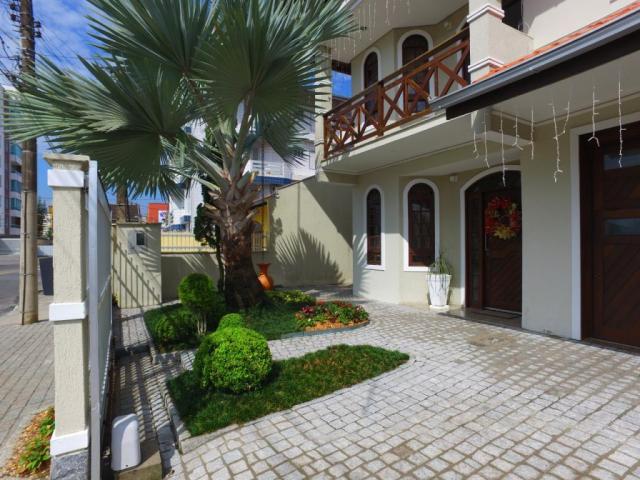 Casa à venda com 4 dormitórios em Guanabara, Joinville cod:ONE1186 - Foto 2