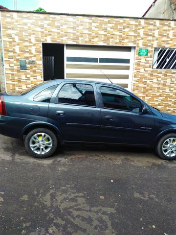 Corsa sedan 1.4 2009 - Foto 6