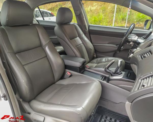 Civic LXL 1.8 AUT. / 2011 / Muito Novo - Foto 9