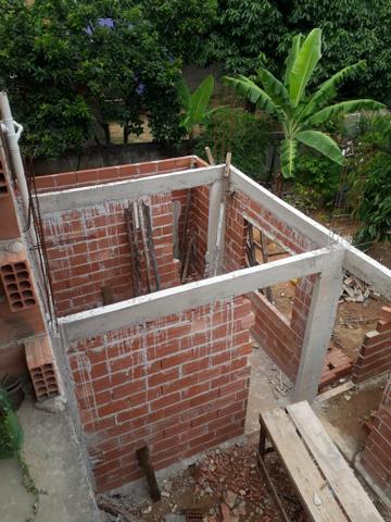 Vende-se casa com terreno grande - Foto 4