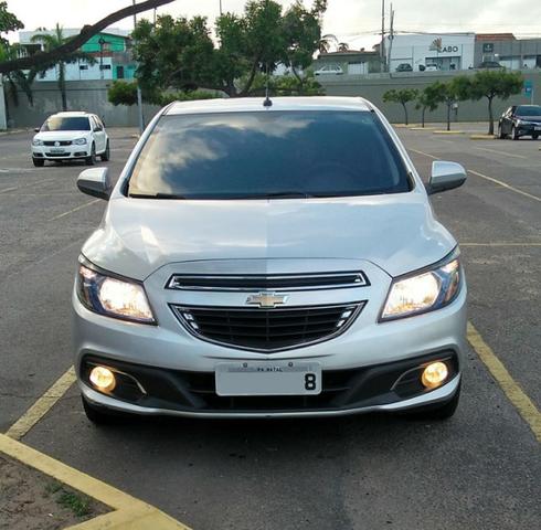 Vendo Prisma 1.4 LTZ 2015/2015 - Foto 5