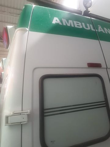 Van Ambulância - Foto 2