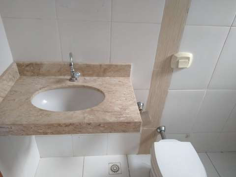 Casa excelente com 3 quartos grande - Foto 13