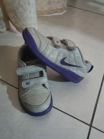 tenis adidas nike