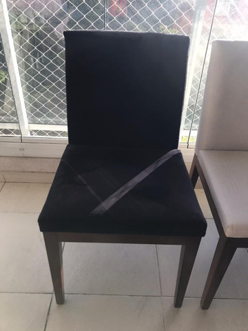 Vende 6 Cadeiras Estofadas da Ilustre com pé de madeira - Foto 2