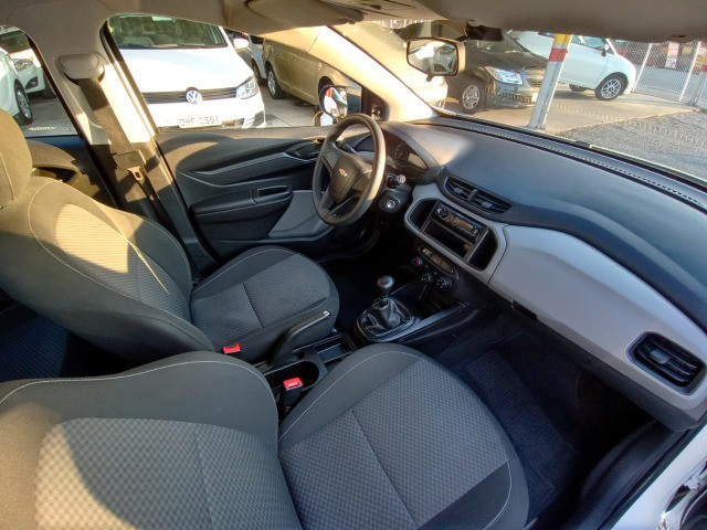 Chevrolet Onix - Foto 5