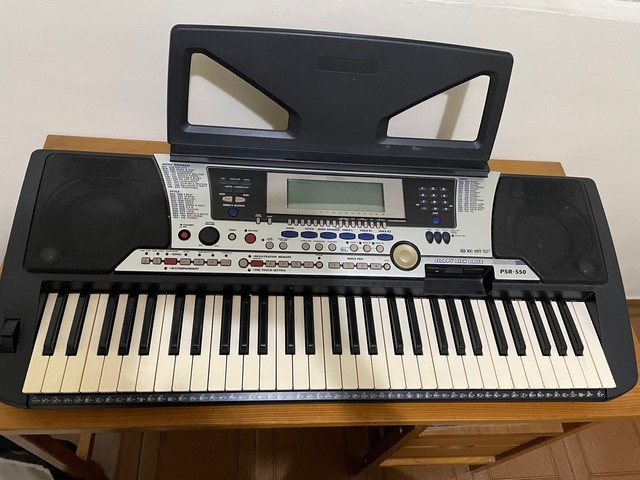 yamaha psr 550 olx