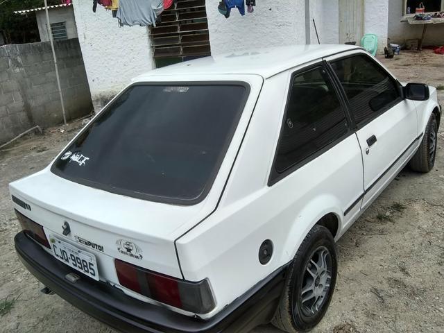 Vendo ou troco num carro mais novo gol,uno,palio.etc - Foto 9