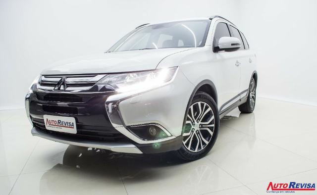 Mitsubishi Outlander 2.2 / 4x4 - Diesel - 2016 - Foto 7
