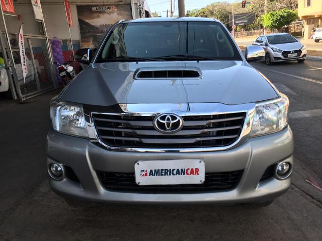 Vendo essa Hilux top SRV mais completa