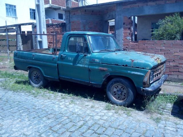 F1000