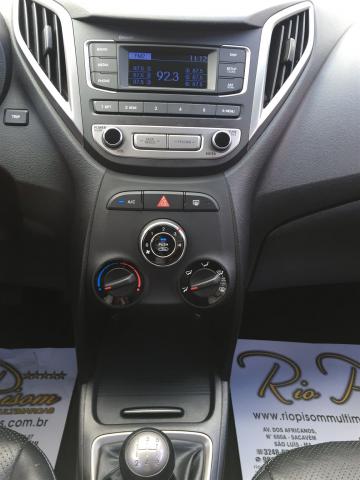 Hyundai HB20 Comfort 1.0 16/17 - Troco e Financio! - Foto 12