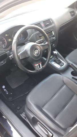 Jetta 2012 + teto - Foto 3