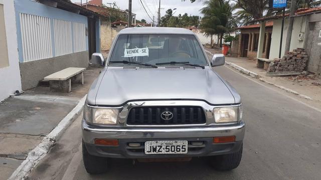 Caminhonete Toyota Hilux 2004 - Foto 2