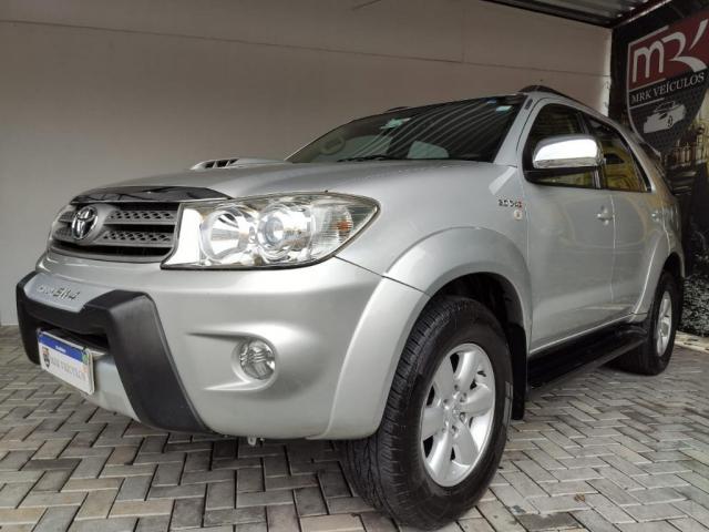 Toyota Hilux SW4 SRV 4X4 AUT 3.0 - Foto 3