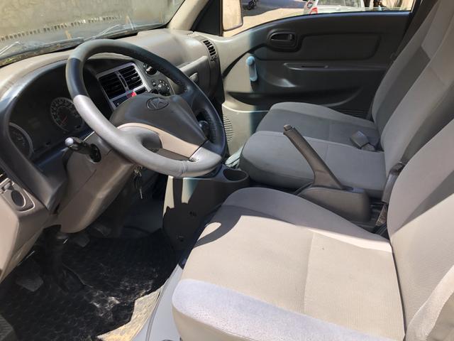 Caminhão Hyundai / HR 2.5 diesel - Foto 17