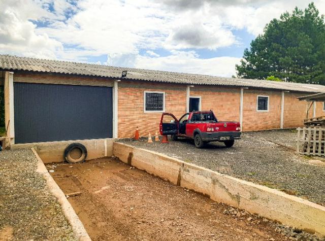 Alugo Barracões (podendo alugar separado) com escritório - Industrial Alfredo Gelisnki - Foto 5