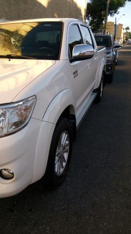 Vendo Hilux bem conservada - Foto 5