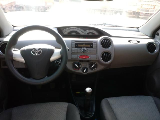 Etios xls 1.5 hatch- whats 9. * - Foto 2