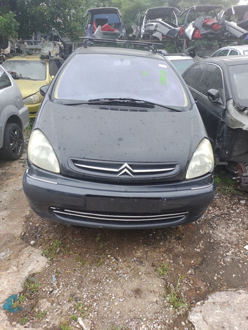Citroen ksara Picasso 2.0 16v pra retirada de motor cambio lataria acessórios  - Foto 2