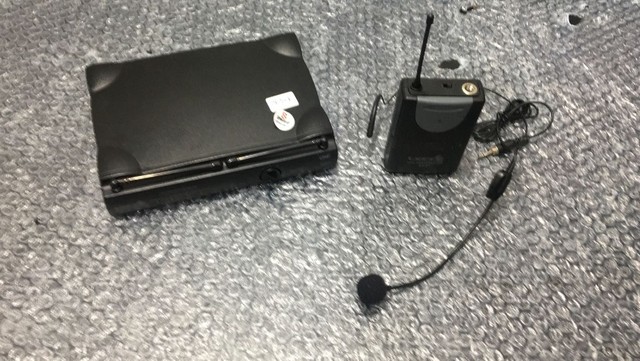 Microfone Lyco Uh01li Sem Fio Uhf Headset Lapela Perfeito!! - Foto 3