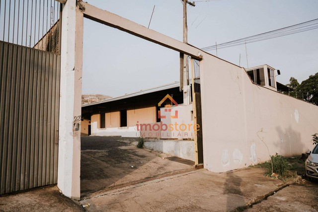 Casas na Rua Coroados em Londrina