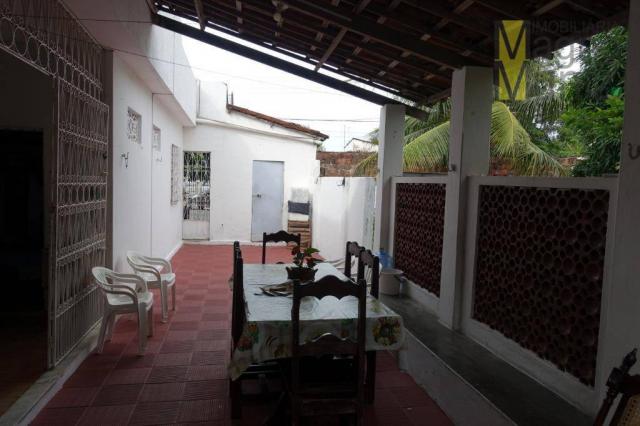 Excelente casa com ótima localização, situada á poucos metros do aeroporto. - Foto 8