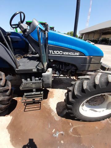 Trator New Holland TL100