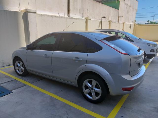 Focus GLX 1.6 Completo