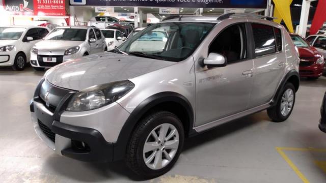 RENAULT SANDERO 1.6 STEPWAY 16V FLEX 4P MANUAL