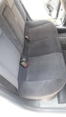Astra Hatch Advantage 2.0 8v Flexpower - 2010 - Foto 16