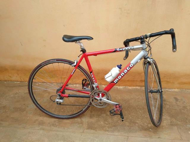 Bicicleta Speed Mônaco