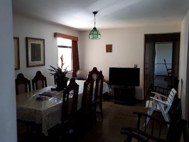 250 m², 3 suítes, gabinete, dependência, 3 vagas - Foto 12