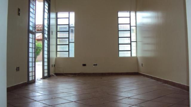 Casa de três quartos, confortável - Jardim Vila Boa - Goiânia-GO - Foto 5