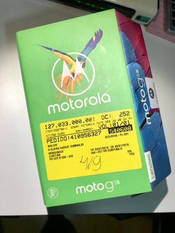 Celular Motorola G5S em estado de novo