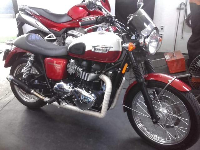 triumph bonneville olx