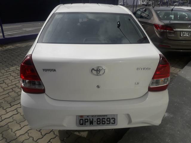 Etios sedan 1.5 X 2019 - Foto 4