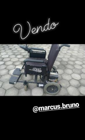Cadeira de rodas motorizada - Foto 3
