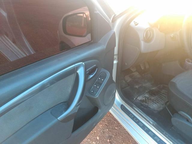 Vendo linda Duster ano 2014 motor 1.6 - Foto 13