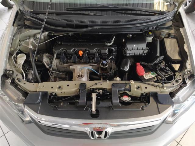 HONDA CIVIC 1.8 LXS 16V FLEX 4P MANUAL - Foto 11