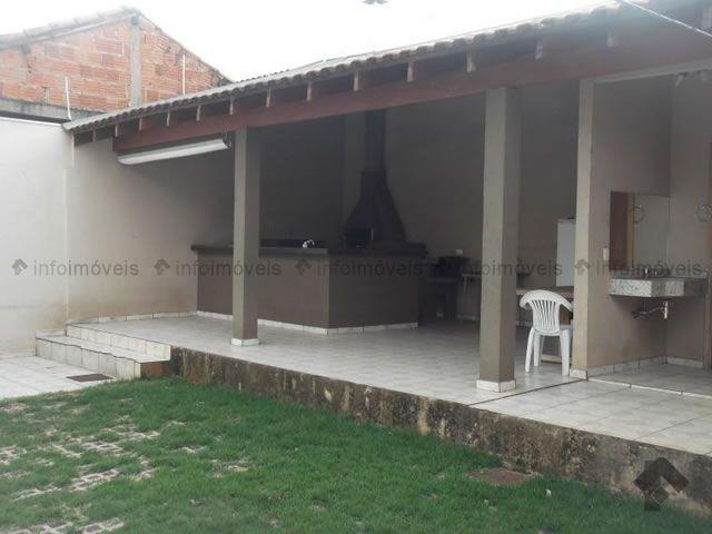 Excelente casa - 01 suite 02 quartos - completa com armários - Foto 16