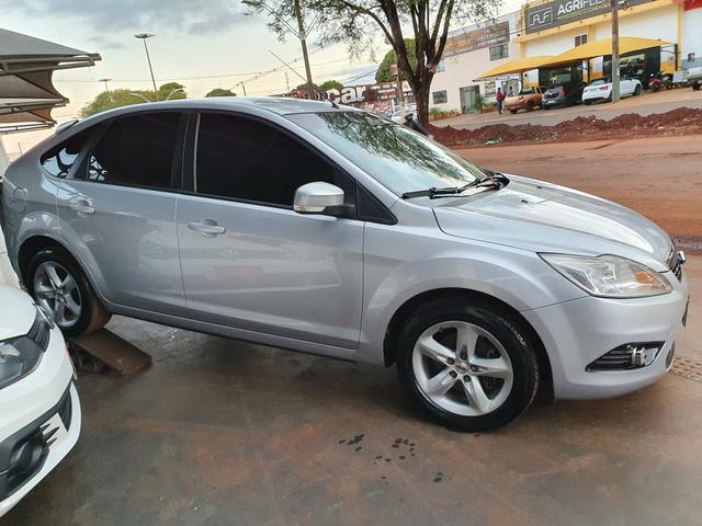 Ford Focus 1.6 2010 - Foto 6