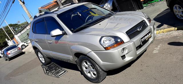 Hyundai Tucson v6 2.0 aut