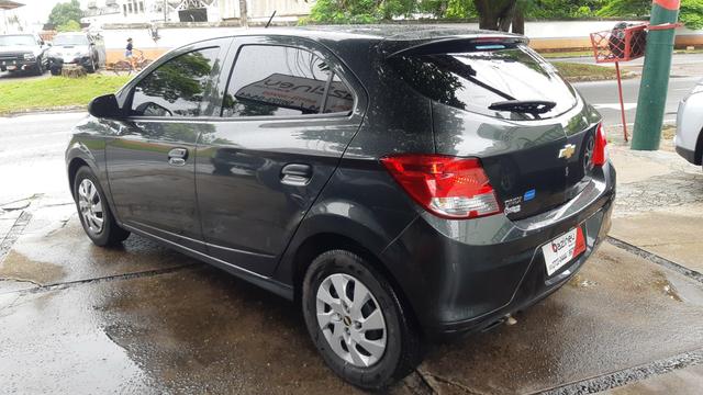 Onix Joy 2018 1.0 Completo, impecável!!! - Foto 2